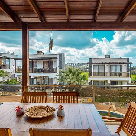 Beautiful 2 Bedroom House With Pool In Gumusluk Apartment *